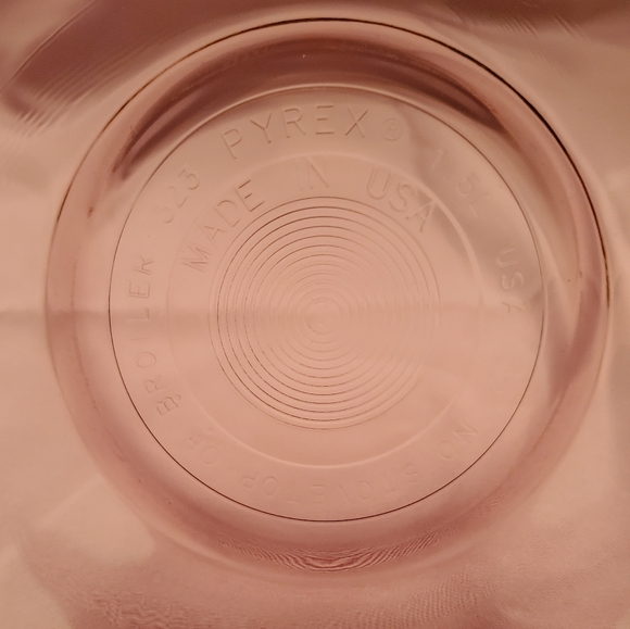 PYREX 323 Amethyst 1.5l Mixing Bowl - Picture 2 of 2